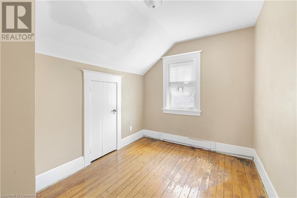 349 LUELLA STREET Image 21
