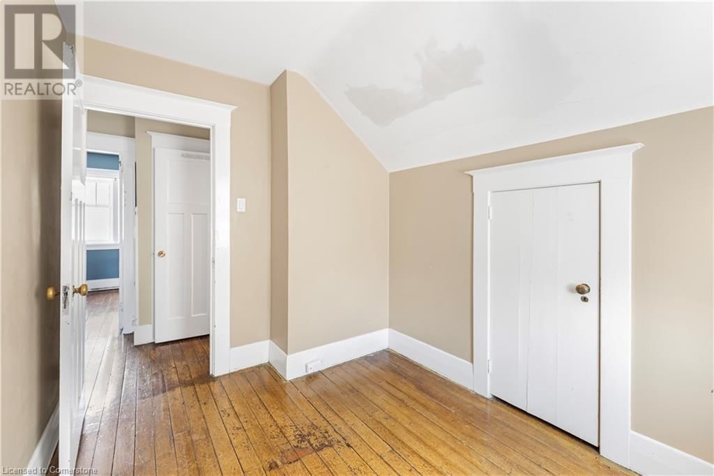 349 LUELLA STREET Image 22