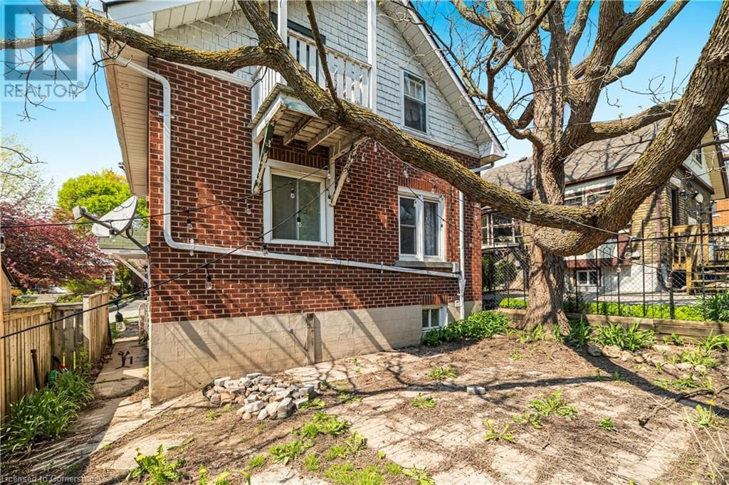 349 LUELLA STREET Image 26