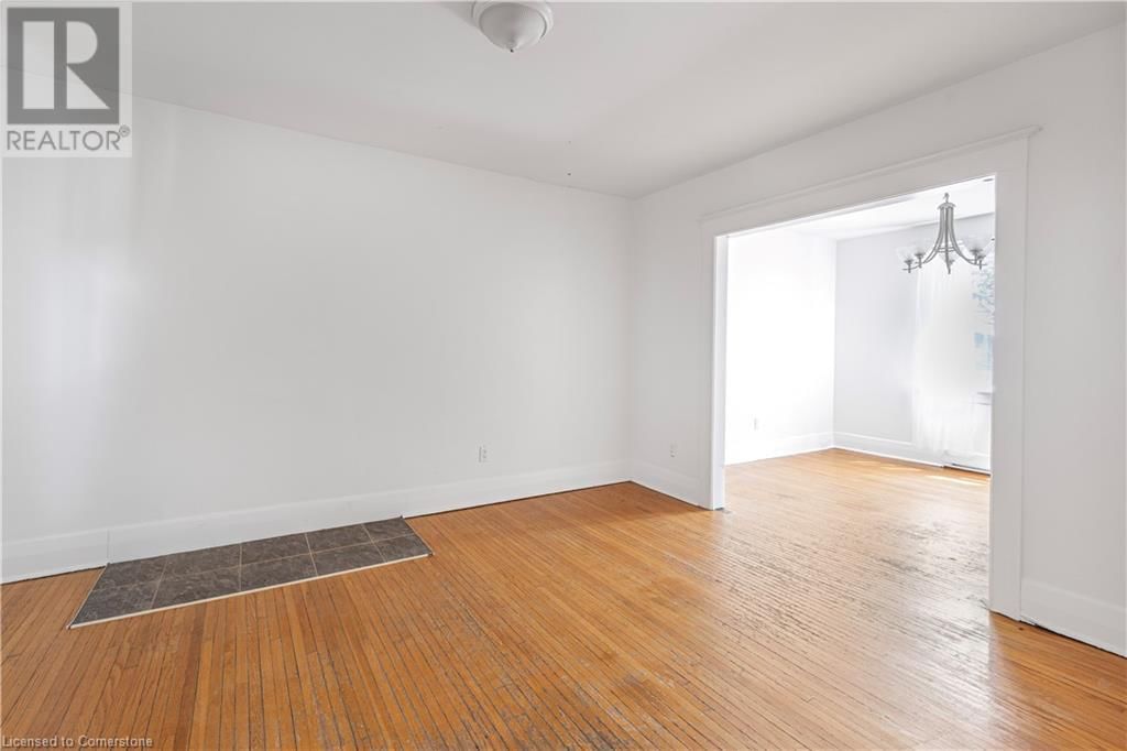 349 LUELLA STREET Image 6
