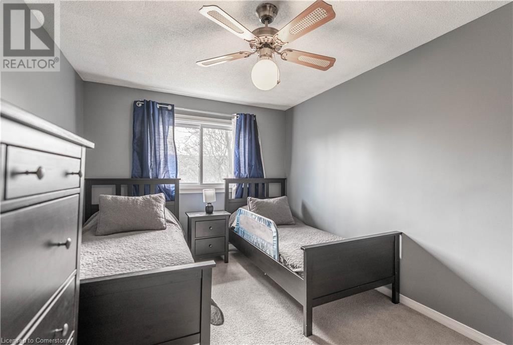 55 - 1 ROYALWOOD COURT Image 22