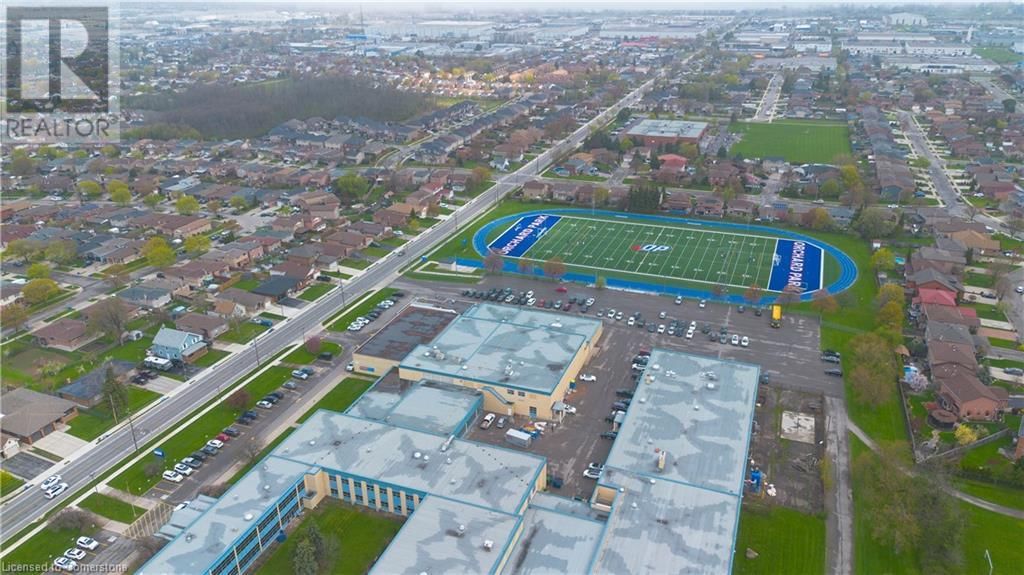 55 - 1 ROYALWOOD COURT Image 29