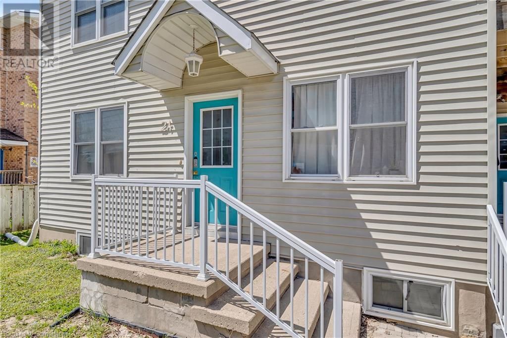 24 COLUMBIA STREET WEST Image 21