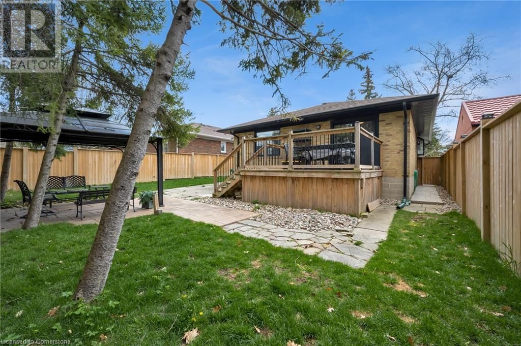 22 NORTH HEIGHTS ROAD Image 16