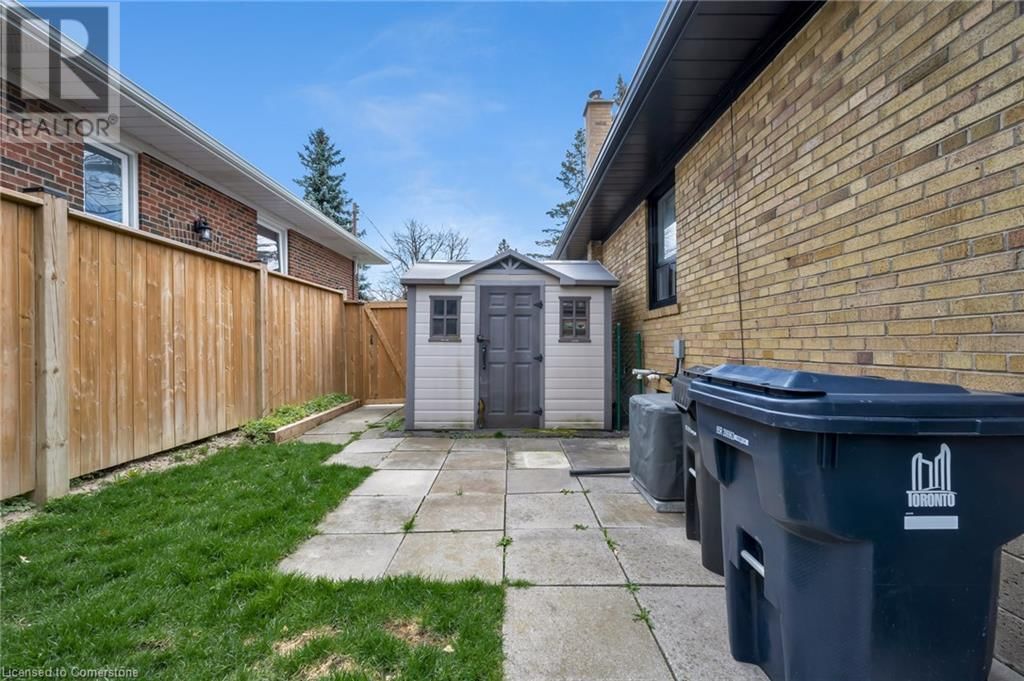 22 NORTH HEIGHTS ROAD Image 18