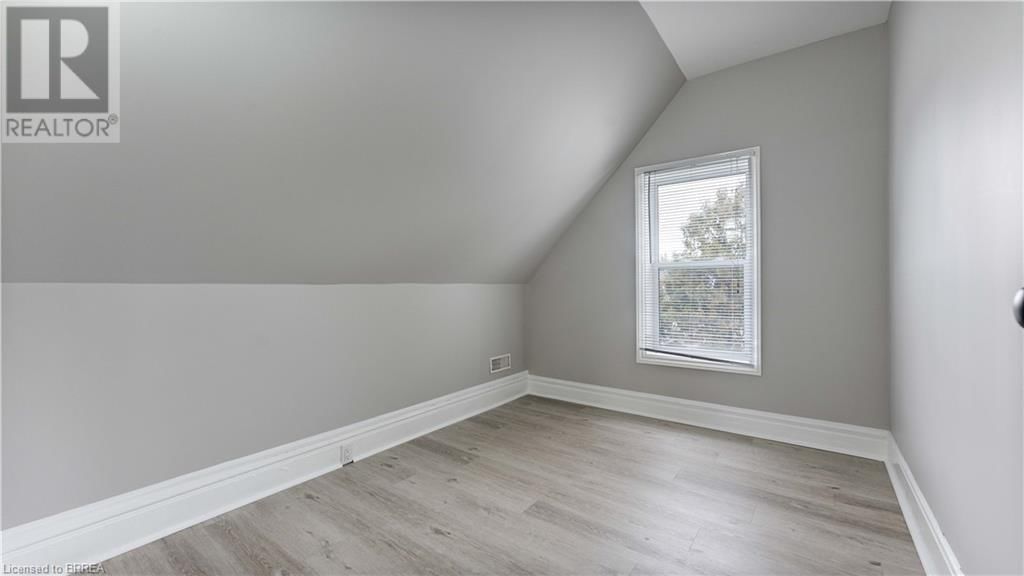 2 - 11 HUFF AVENUE Image 11