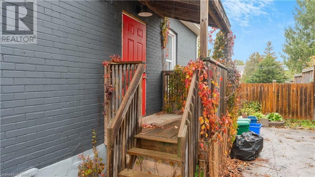 2 - 11 HUFF AVENUE Image 4