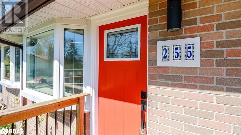255 CALFORD ST STREET Image 2