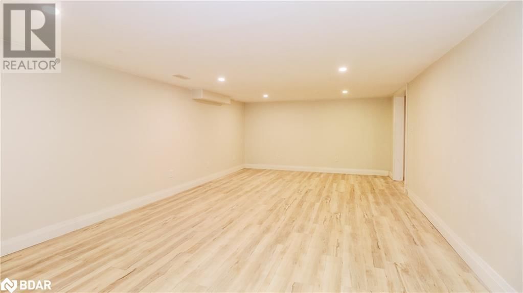 255 CALFORD ST STREET Image 27