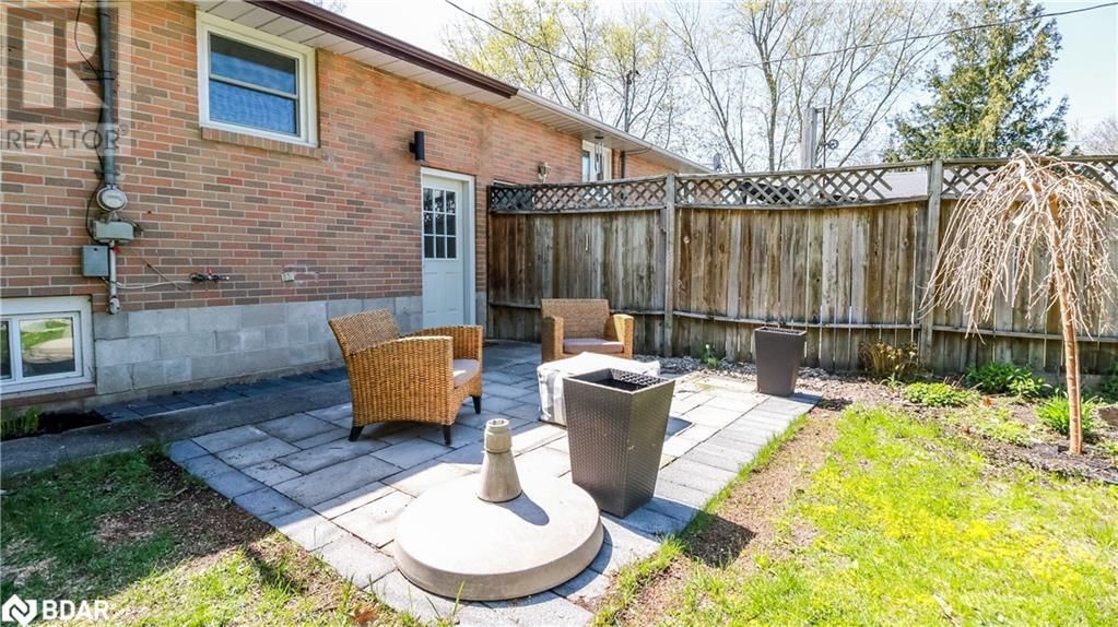 255 CALFORD ST STREET Image 39
