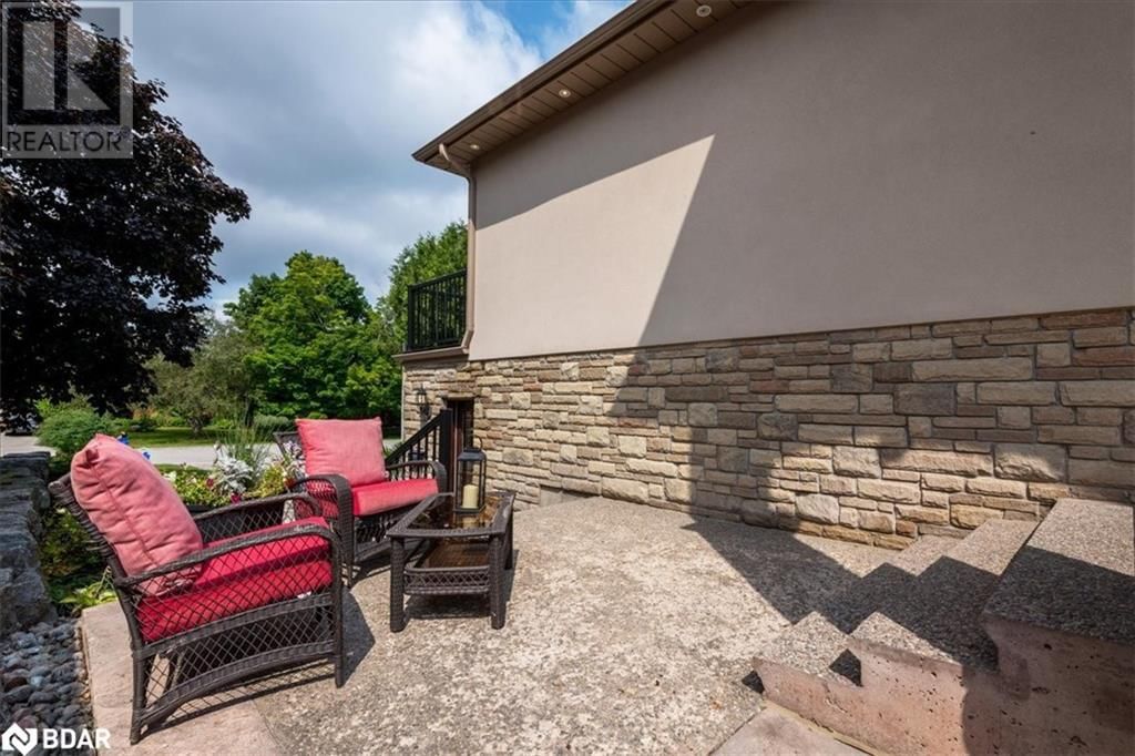 49 HAMILTON DRIVE Image 32