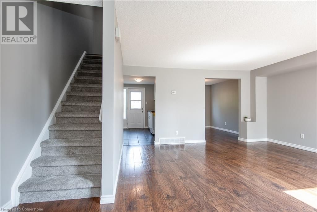 323 PRESTON PARKWAY Image 13