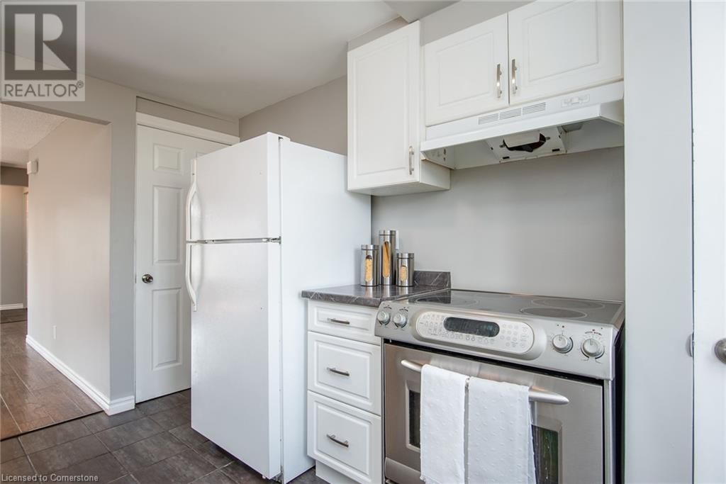 323 PRESTON PARKWAY Image 24