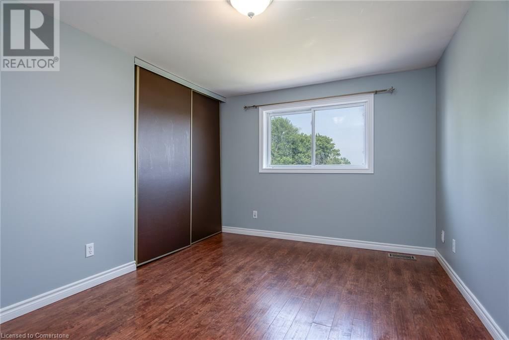 323 PRESTON PARKWAY Image 27