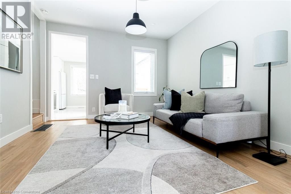 58 MARGARET STREET Image 15