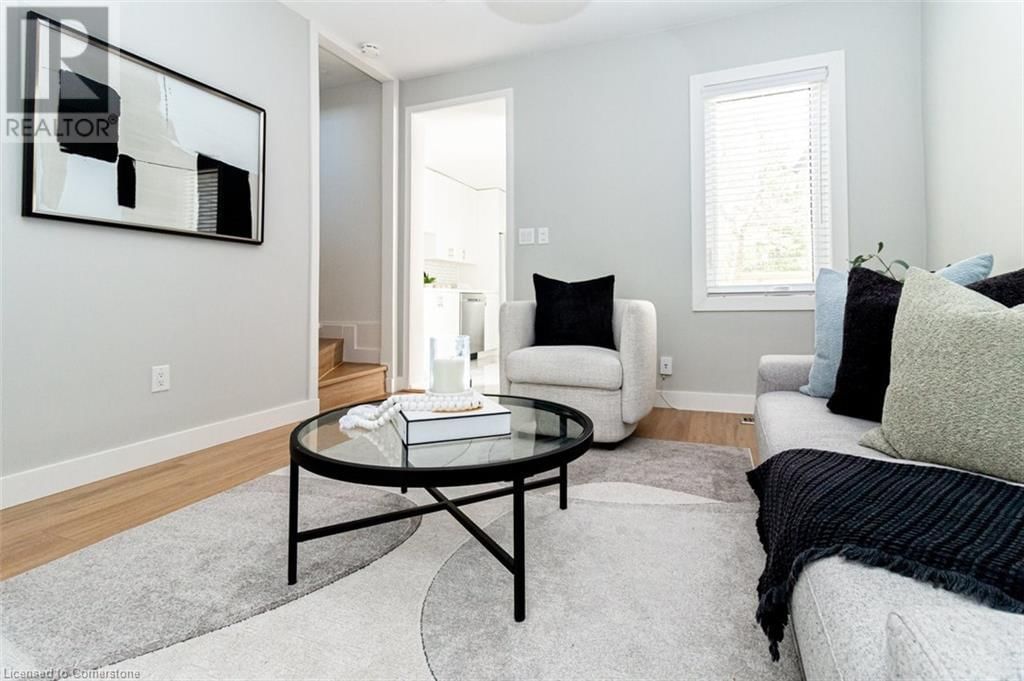 58 MARGARET STREET Image 16