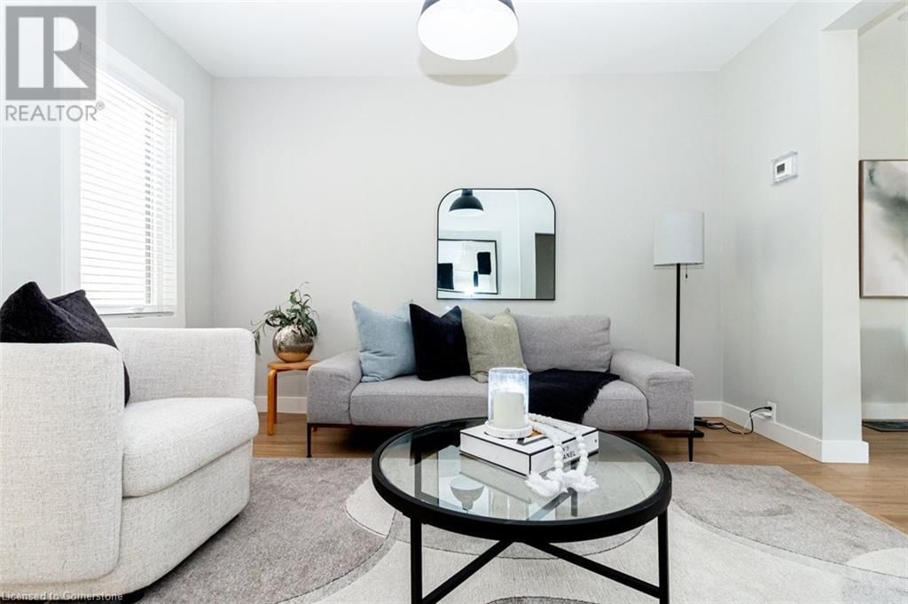 58 MARGARET STREET Image 17