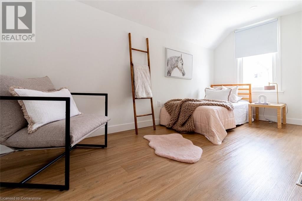58 MARGARET STREET Image 29