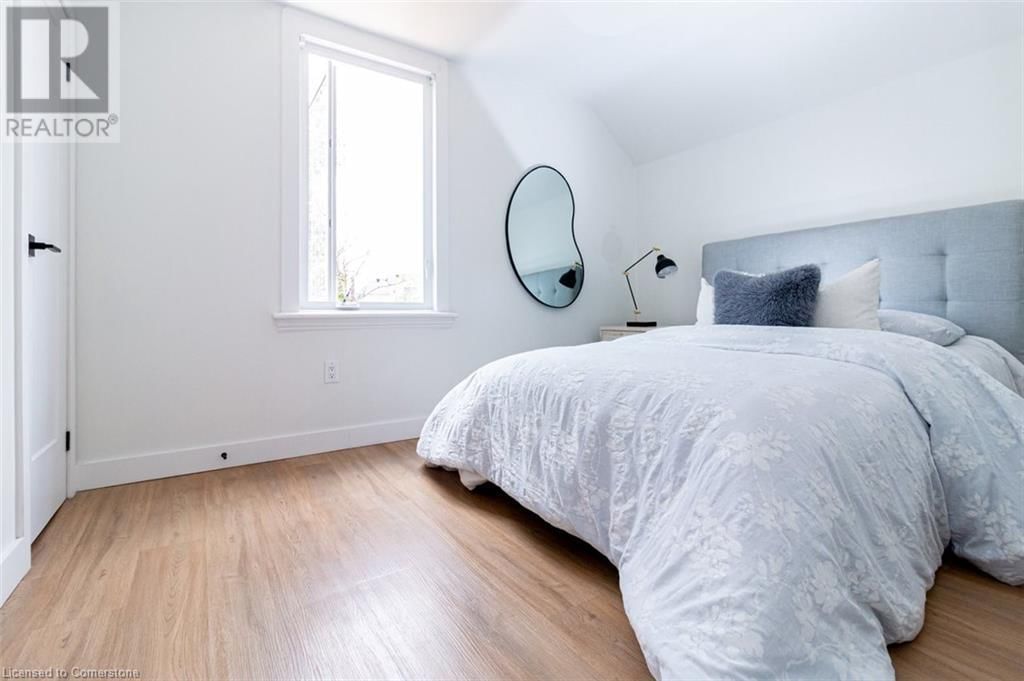 58 MARGARET STREET Image 32