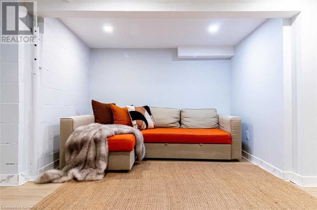 58 MARGARET STREET Image 39