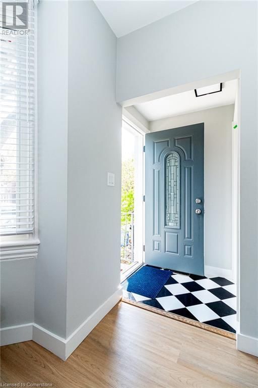 58 MARGARET STREET Image 7