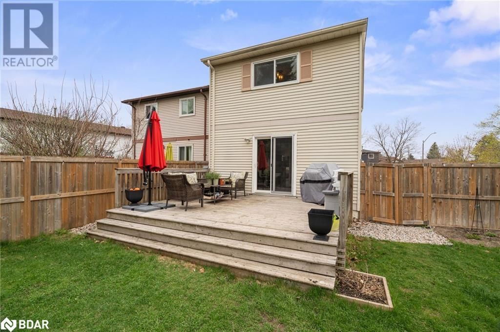 47 JANICE DRIVE Image 27