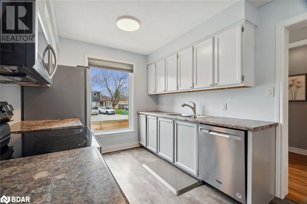 47 JANICE DRIVE Image 8