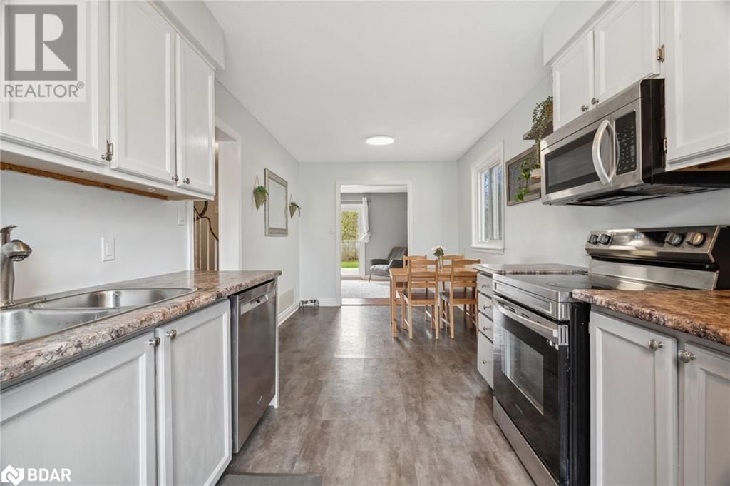 47 JANICE DRIVE Image 9