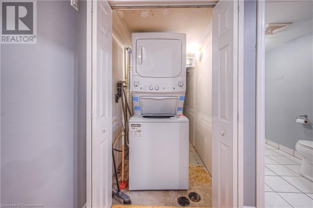 22 HAMPTON PLACE Image 33