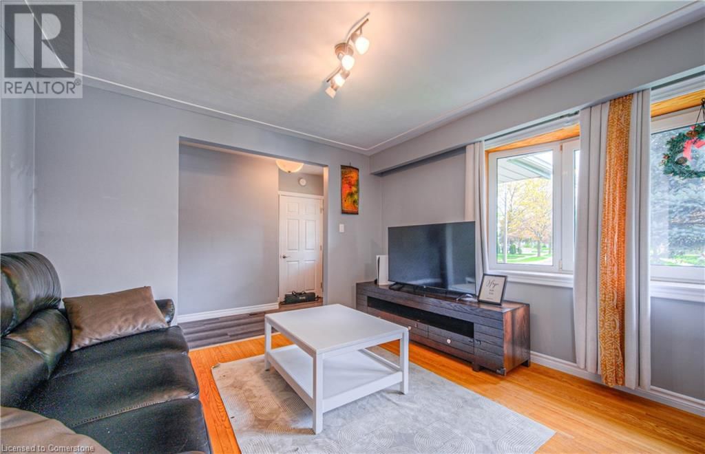 22 HAMPTON PLACE Image 6