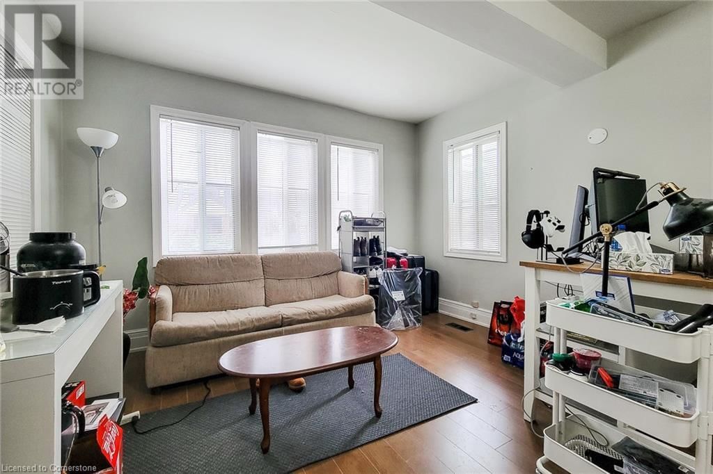 63 PAISLEY AVENUE SOUTH Image 6