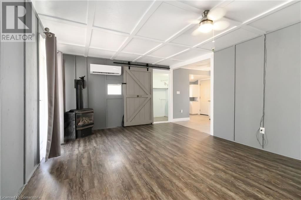 24 MELVILLE LANE Image 13