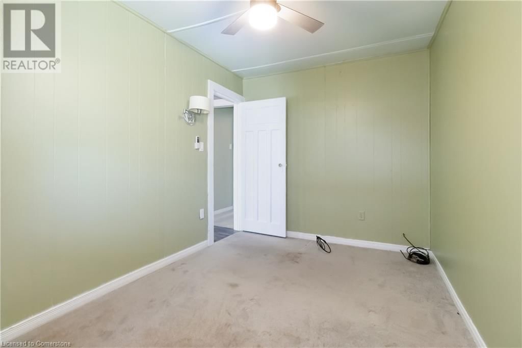 24 MELVILLE LANE Image 18