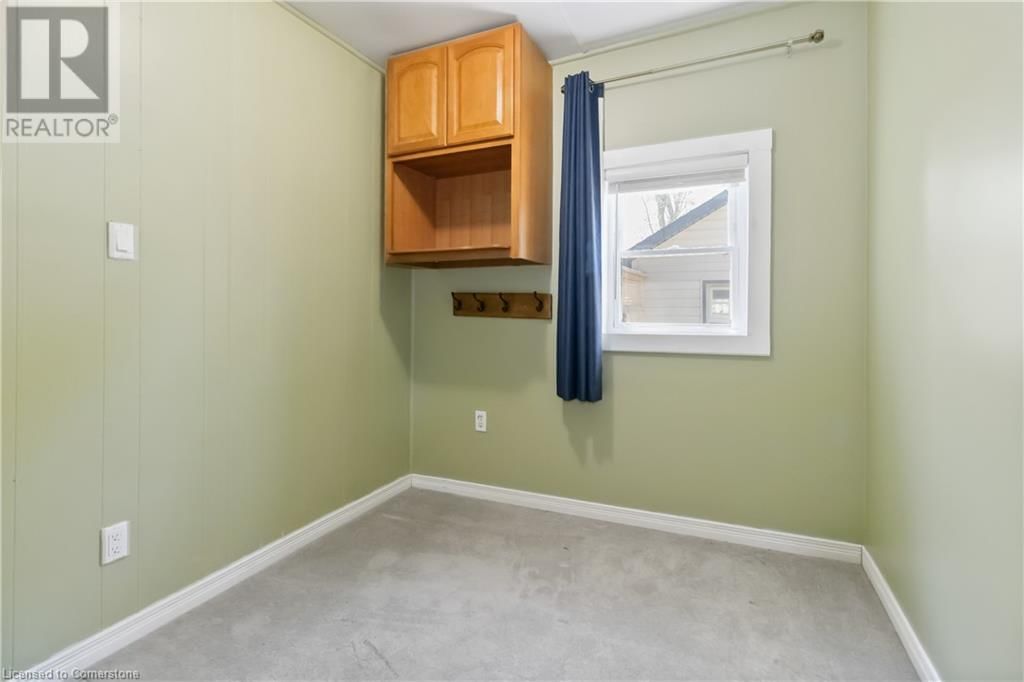 24 MELVILLE LANE Image 22