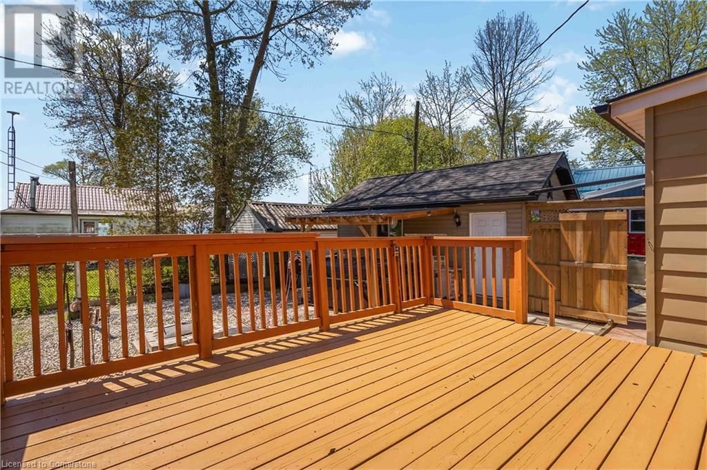 24 MELVILLE LANE Image 6