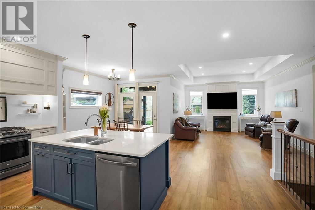 18 KEMP CRESCENT Image 19