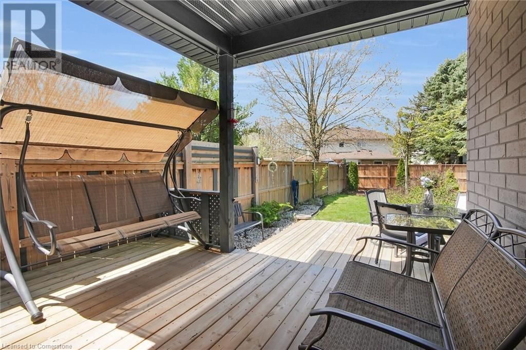 18 KEMP CRESCENT Image 37