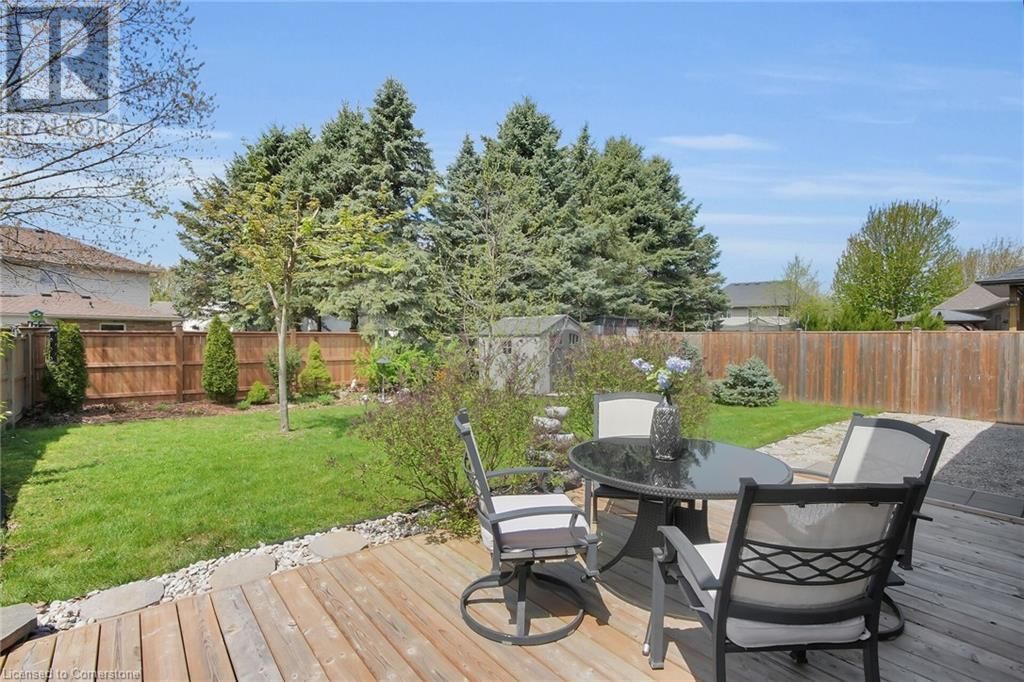 18 KEMP CRESCENT Image 39