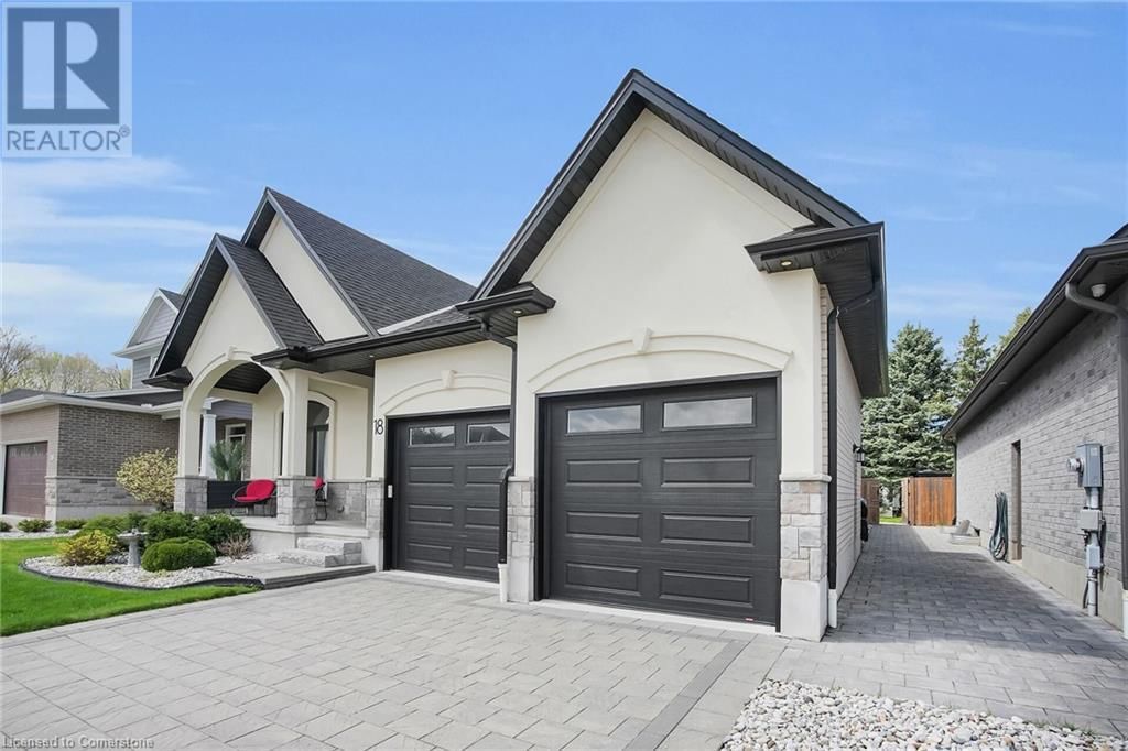 18 KEMP CRESCENT Image 4