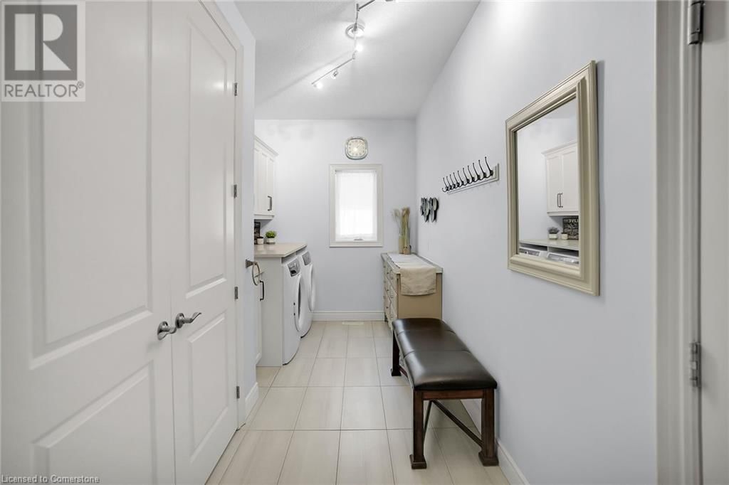 18 KEMP CRESCENT Image 41