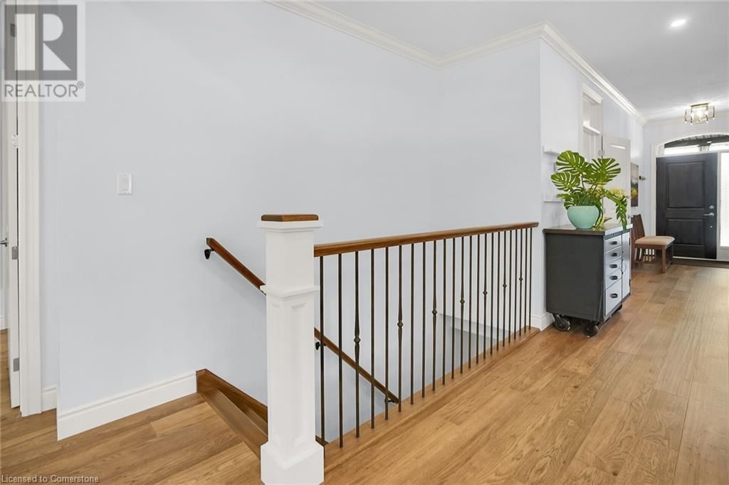18 KEMP CRESCENT Image 43