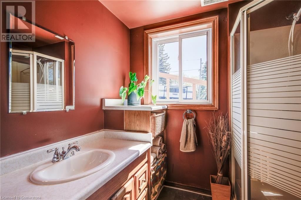 5478 BROWN STREET Image 40