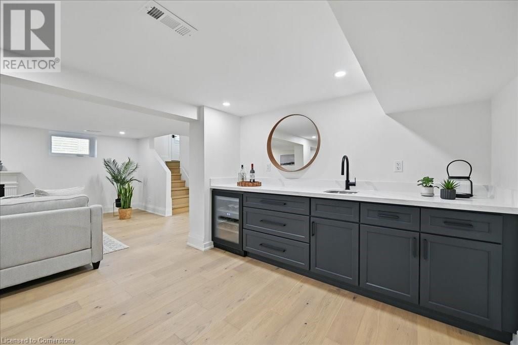 869 CONDOR DRIVE Image 36