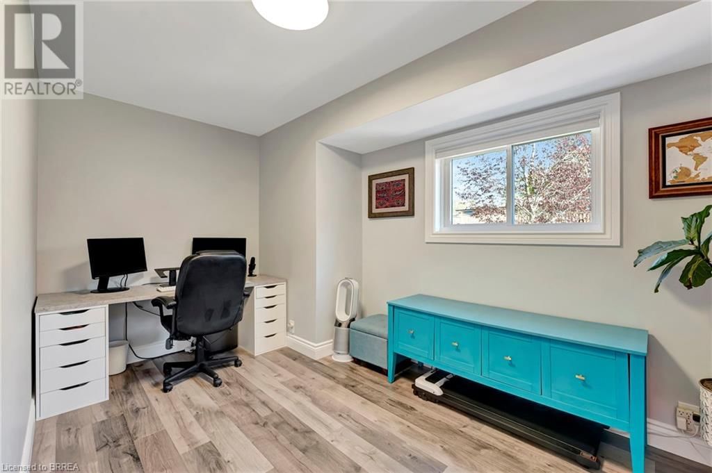 5 ELIZABETH STREET Image 13
