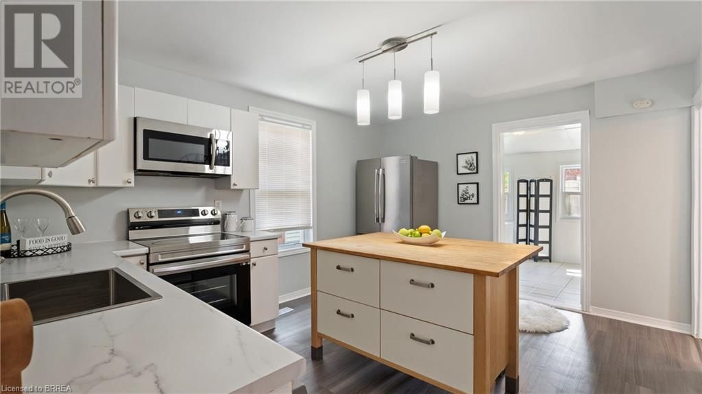 31 FOSTER STREET Image 12