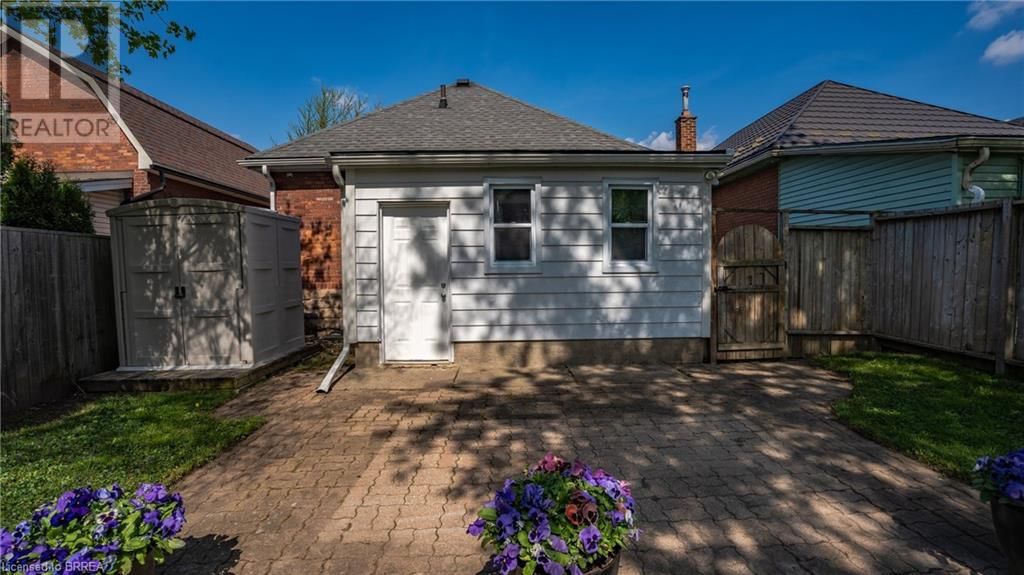 31 FOSTER STREET Image 20
