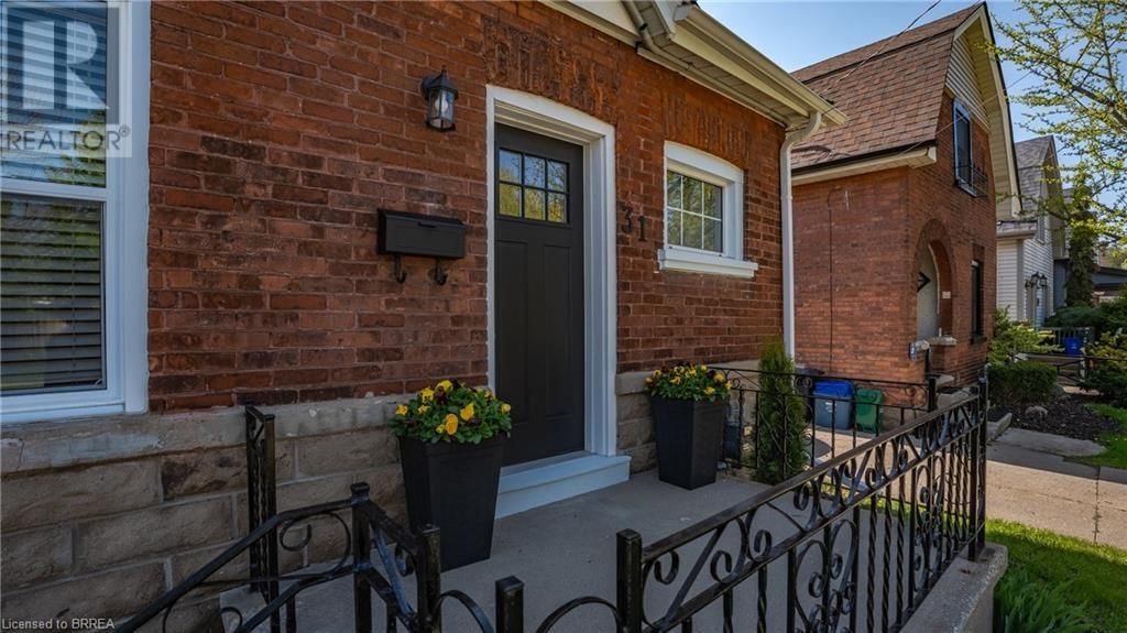 31 FOSTER STREET Image 4