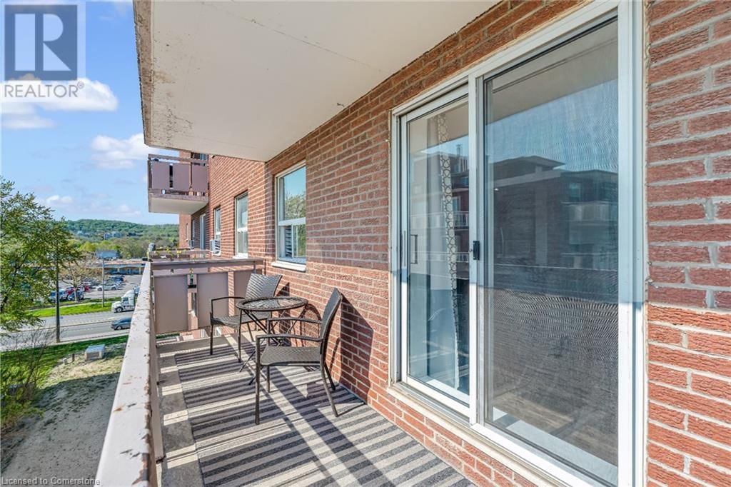 502 - 851 QUEENSTON ROAD Image 11