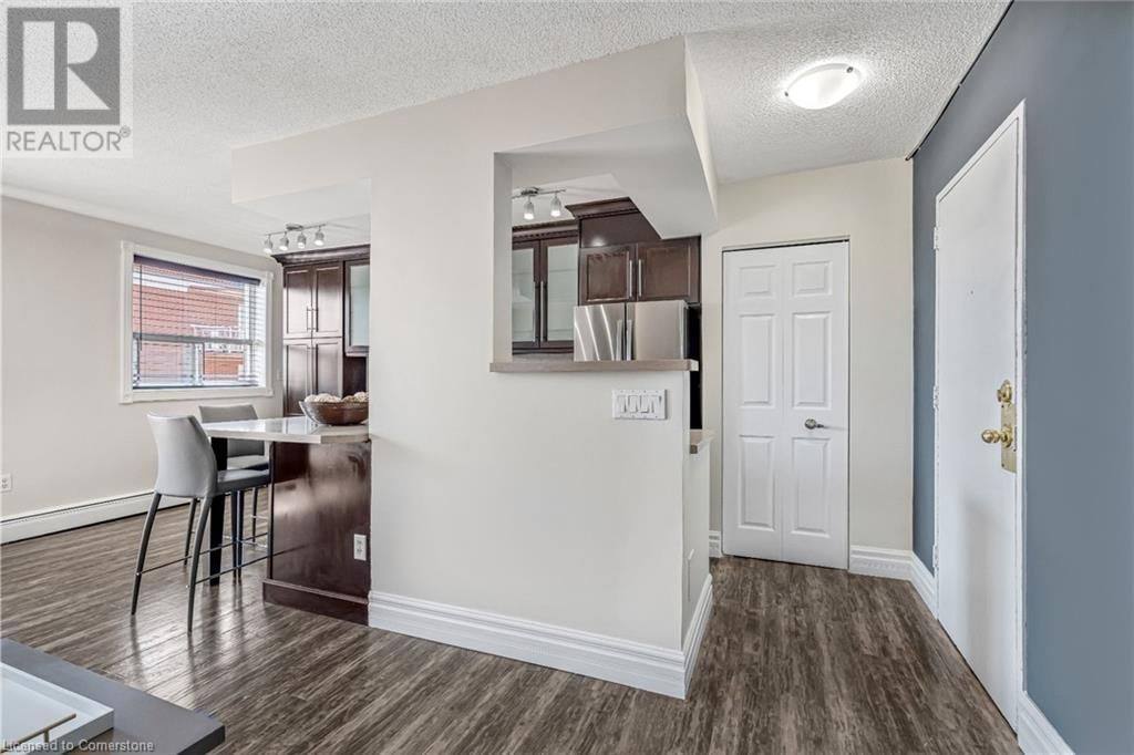 502 - 851 QUEENSTON ROAD Image 3