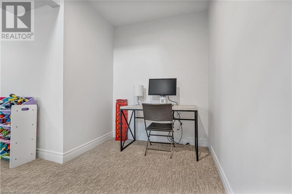 168 CARLTON STREET Image 24